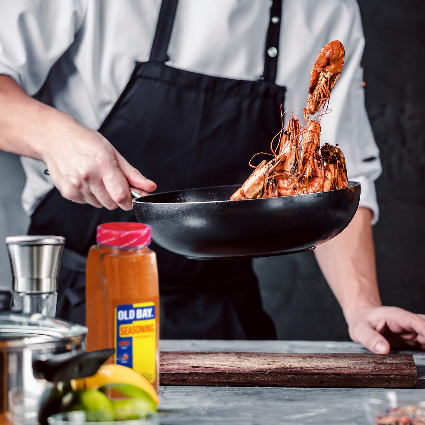 Old Bay Seasoning, 24 Oz (Pack Of 6) - Six 24 Ounce Containers Of Old Bay All-Purpose Seasoning With Unique Blend Of 18 Spices And Herbs For Crabs, Shrimp, Poultry, Fries, And More