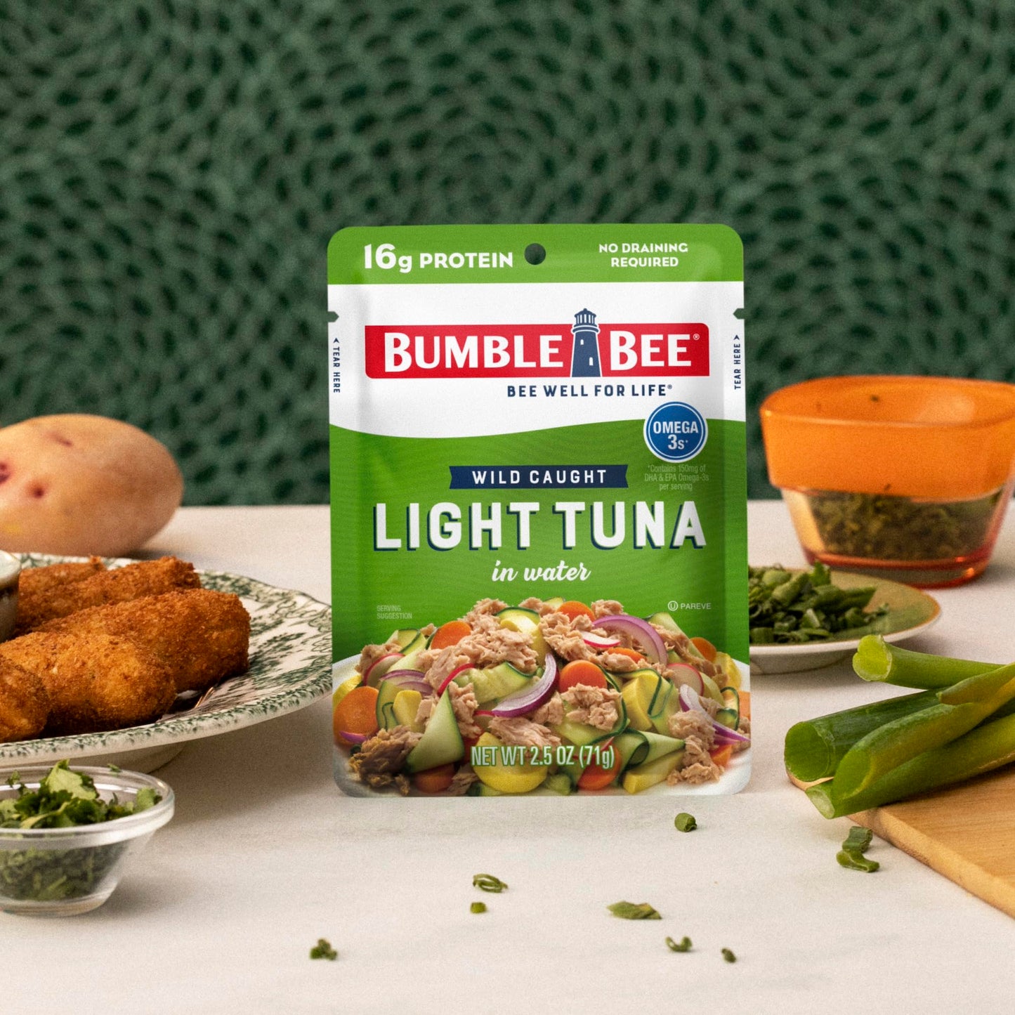 Bumble Bee Chunk Light Tuna In Water, 2.5 Oz Pouch - Ready To Eat Wild Caught Skipjack Tuna Packet - 16G Protein Per Serving - Msc Sustainable Seafood, Non-Gmo, Gluten Free, Kosher