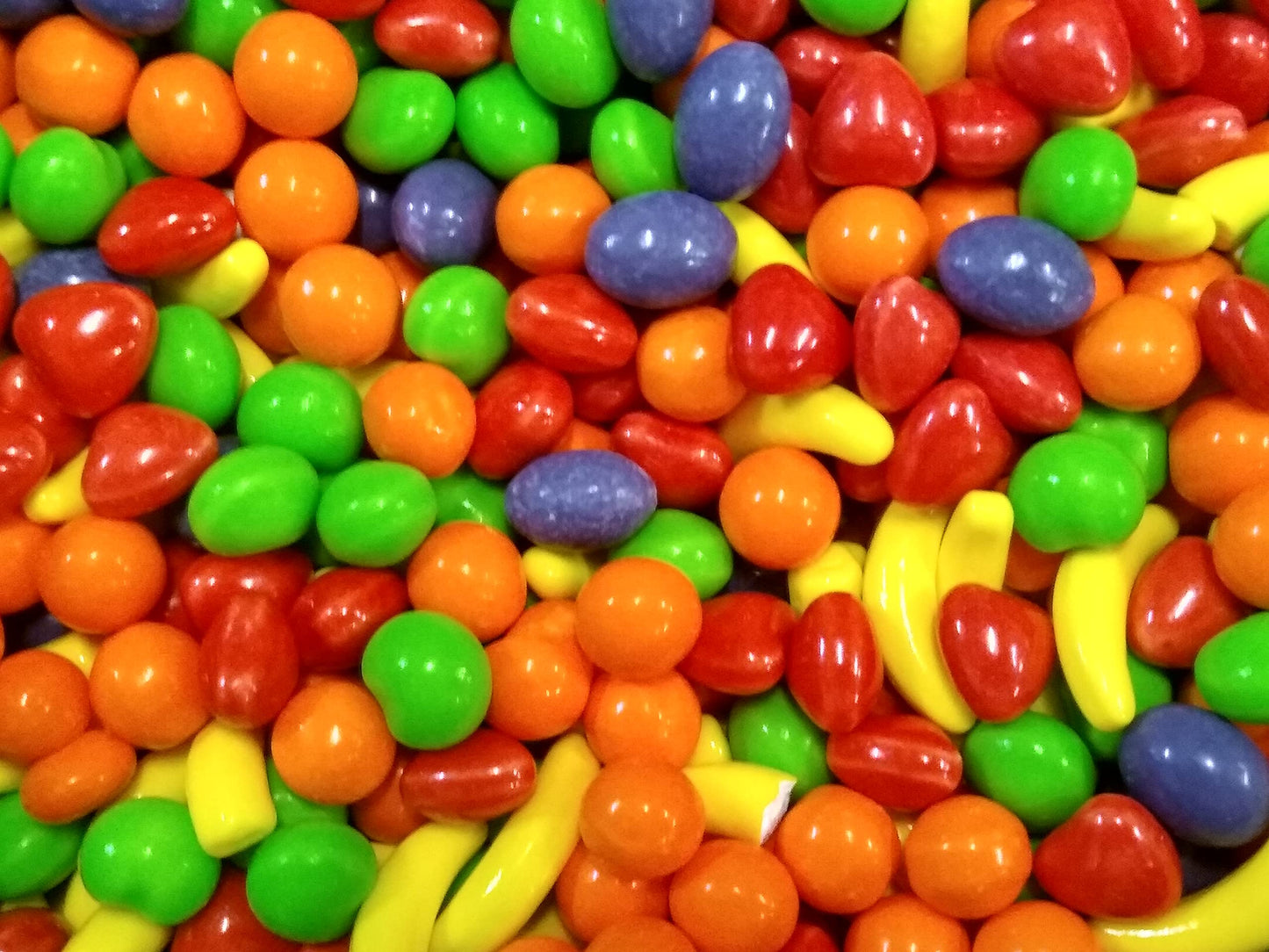 Fresh Assorted Orange Banana Strawberry Grape Green Apple Sweet Hard Crunchy Candy - 1.5 lbs