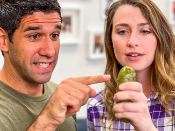 Dr Dingus Mystic Pickle - Magic 8 Ball Fortune Teller With 100+ Witty Responses - Unveiling The Briny Secrets Of The Universe -