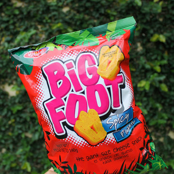 Holiday Big Foot Giant Cheese Snack Spicy Crunchy Corn Puffs Party Size Bag 0.8 oz Pack of 12