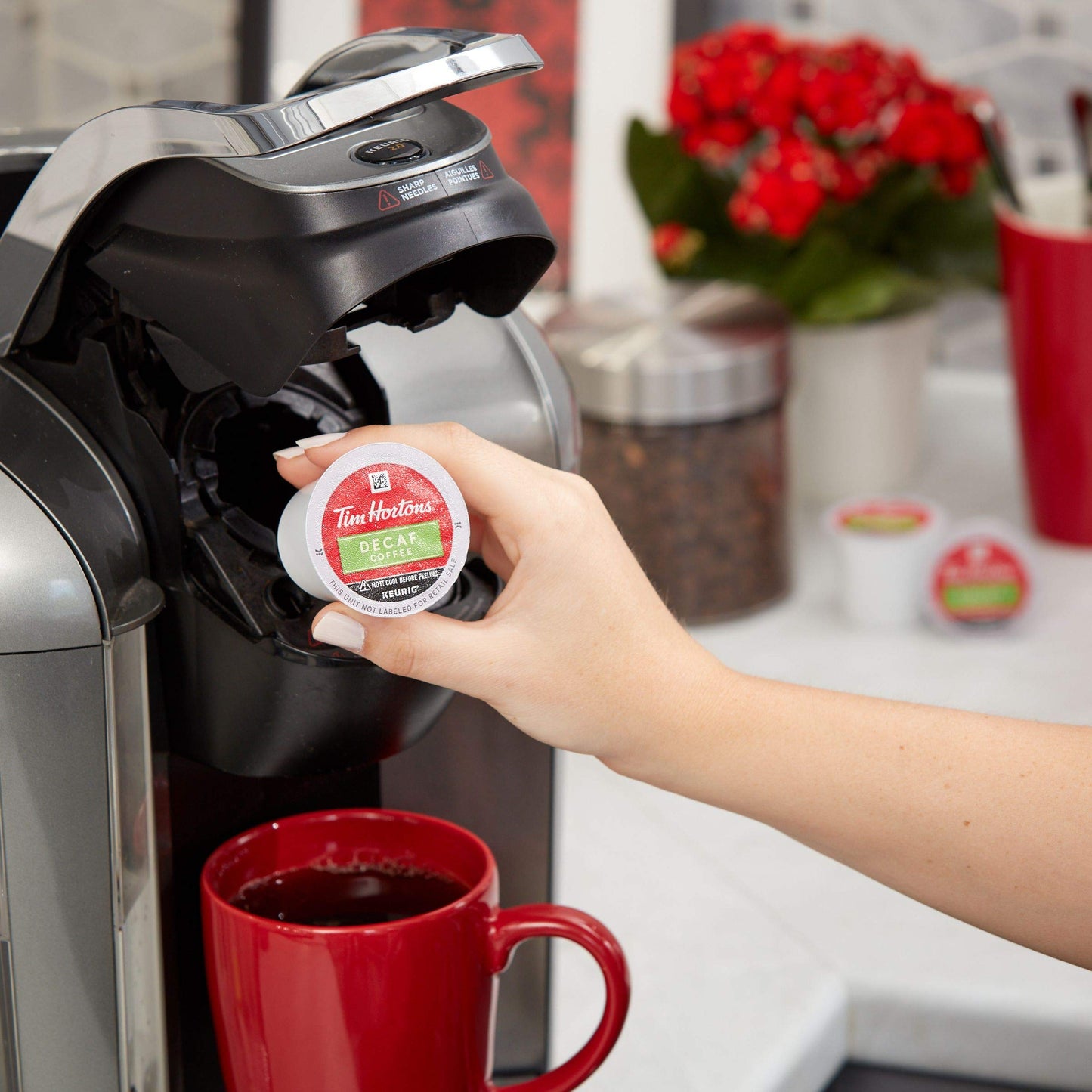 Tim Hortons Original Blend Medium Roast Coffee K-Cup Pods, 24 Count, Compatible with Keurig malt-inspired, Red