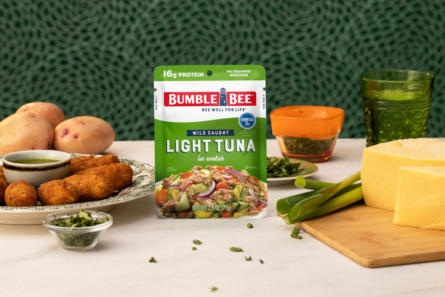 Bumble Bee Chunk Light Tuna In Water, 2.5 Oz Pouches (Pack Of 12) - Ready To Eat Wild Caught Skipjack Tuna Packet - 16G Protein Per Serving - Msc Sustainable Seafood, Non-Gmo, Gluten Free, Kosher