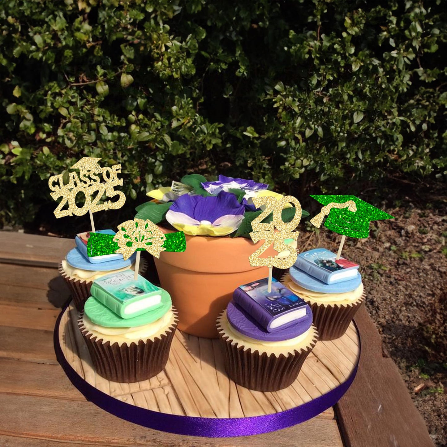 Ephlyn Graduation Cupcake Toppers 36Pcs Glitter Class of 2025 Gold Green Decorations