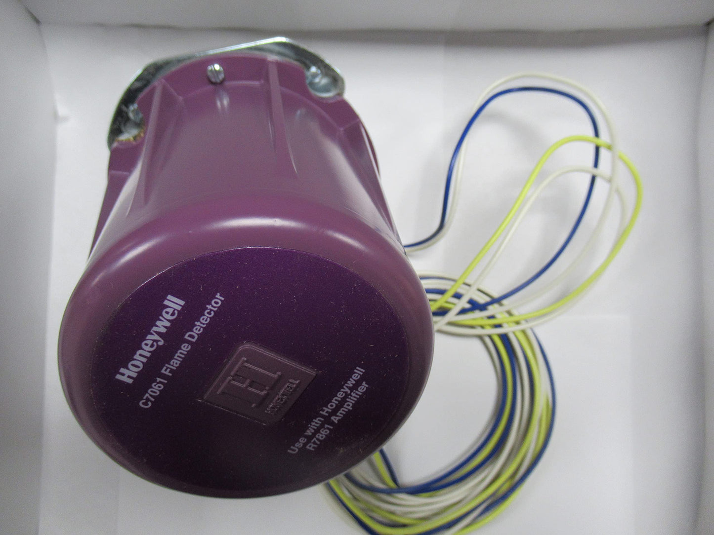 Honeywell C7061A1053 Dynamic Self-Check Ultraviolet Flame Detector-Replacement For C7061A1012