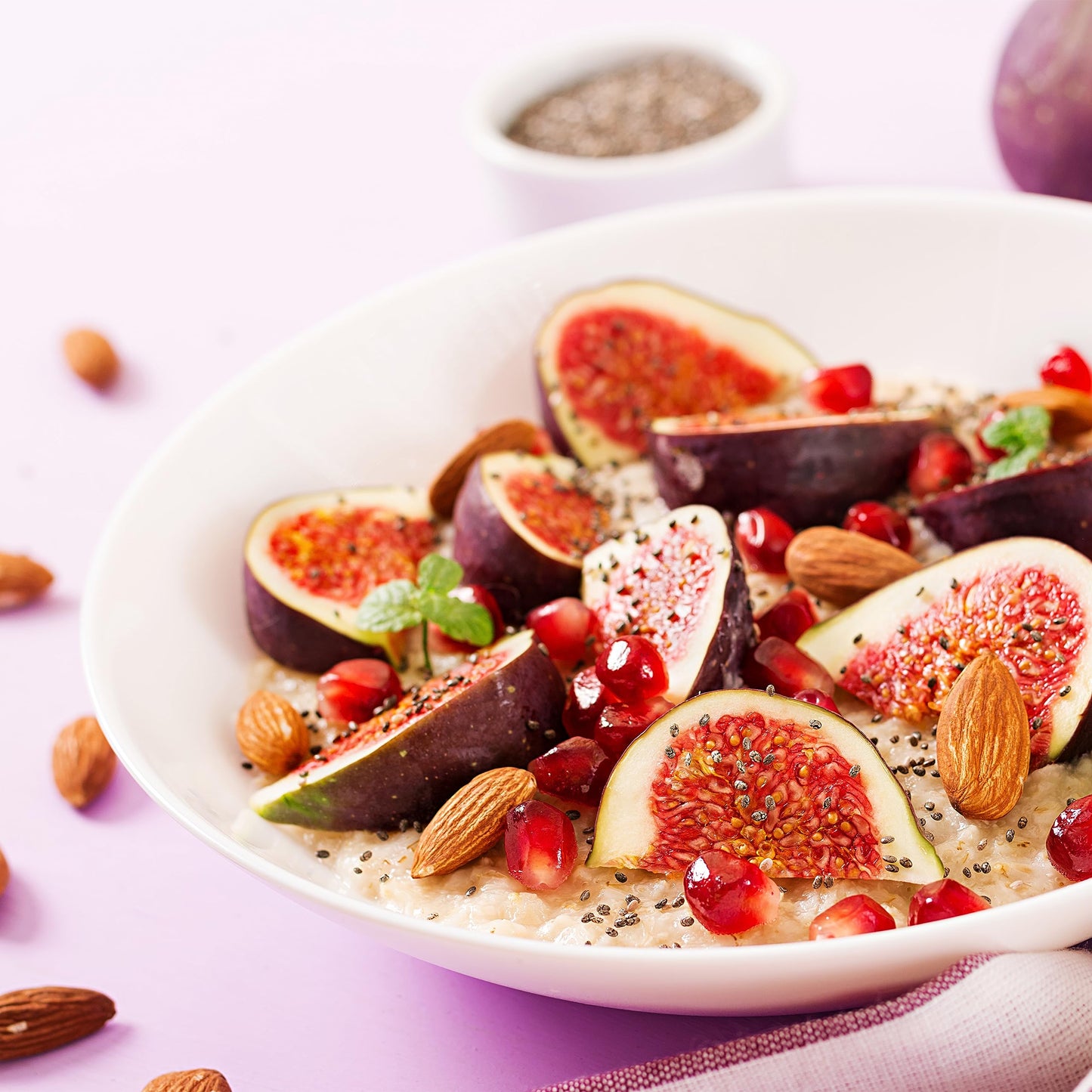 Yupik Organic Black Chia Seeds, 2.2 Lb, Gluten-Free, Gmo-Free, Kosher, Vegan, Raw Plant-Based Superfood, Rich In Fiber, Source O