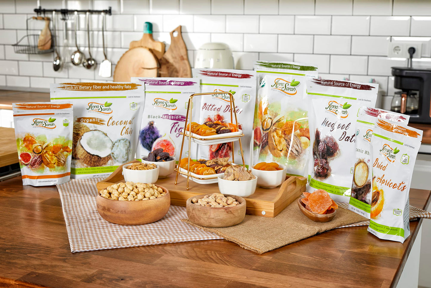 Anna and Sarah Organic Hemp Seed, Plant Based Protein and Omega 3 & 6 per SRV | Smoothies, Yogurt & Salad | Non-GMO, Vegan, Keto