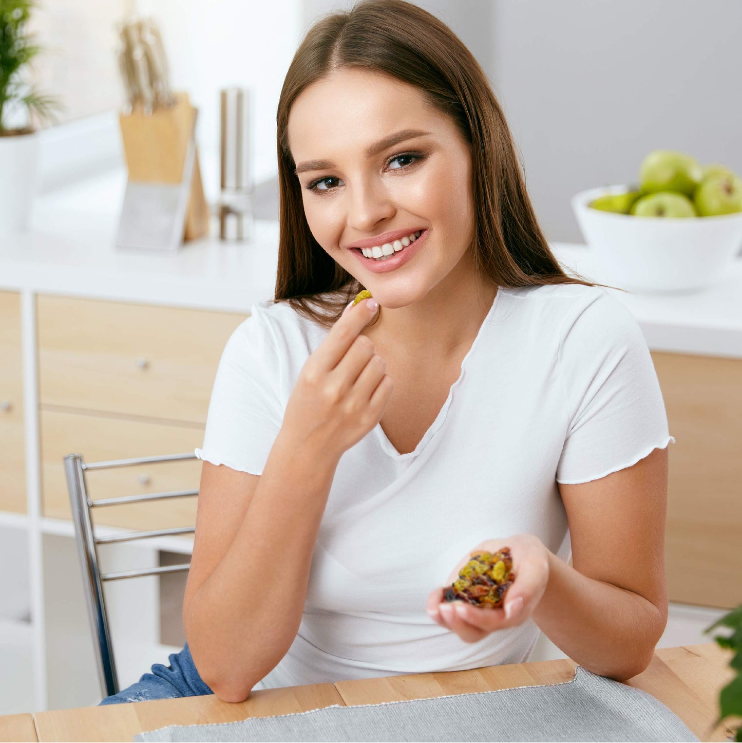 Traina Home Grown All American Sun Dried Fruit Blend - Diced Peaches, Cranberries, Blueberries, Apples, Golden Raisins, Non Gmo, Gluten Free, Packed In Resealable Pouch (2 Lbs)