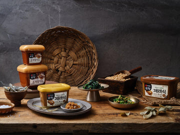 O'Food Seafood Doenjang, Premium Korean Traditional Soybean Miso Paste Sauce, Naturally Fermented, Umami Flavor, Jjigae Soup Base, Chung Jung One (Anchovy & Shellfish, 900G)