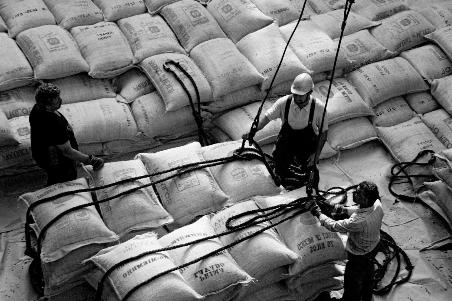 Bristot Speciale Italian Espresso Coffee Beans - Medium Roast, Low Acid, Whole Bean - 2.2 Lb (1Kg) Bag - Authentic Italian Coffe