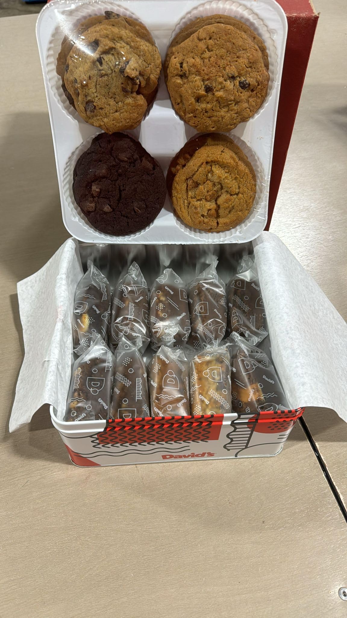 David'S Cookies 5Lb Assorted Cookies & Brownies Tin Gift Basket - Fresh-Baked Delicious Gourmet Treats For Sharing | Ideal Party