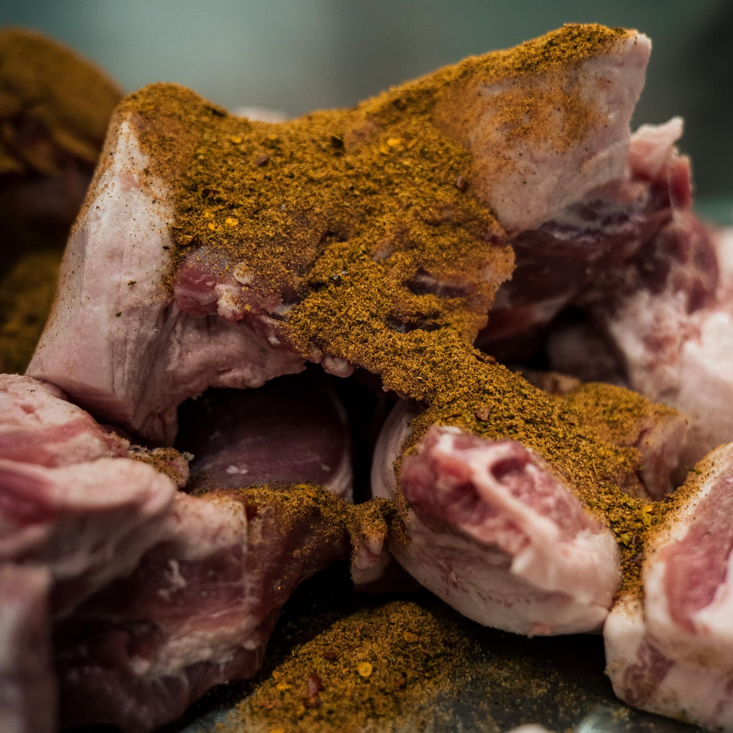 Bearded Butchers Tailgater Seasoning, 10 Oz - For Up To 25 Lbs Of Meat - Classic Bratwurst Flavor With Tangy, Savory Spices - Pe