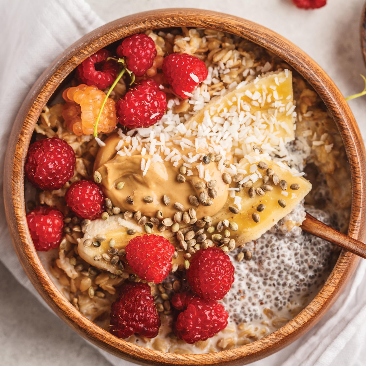 Yupik Raw White Chia Seeds, 2.2 Lb, Gluten-Free, Kosher, Vegan, Natural Seeds, Plant-Based Superfood, Rich In Fiber, Source Of O