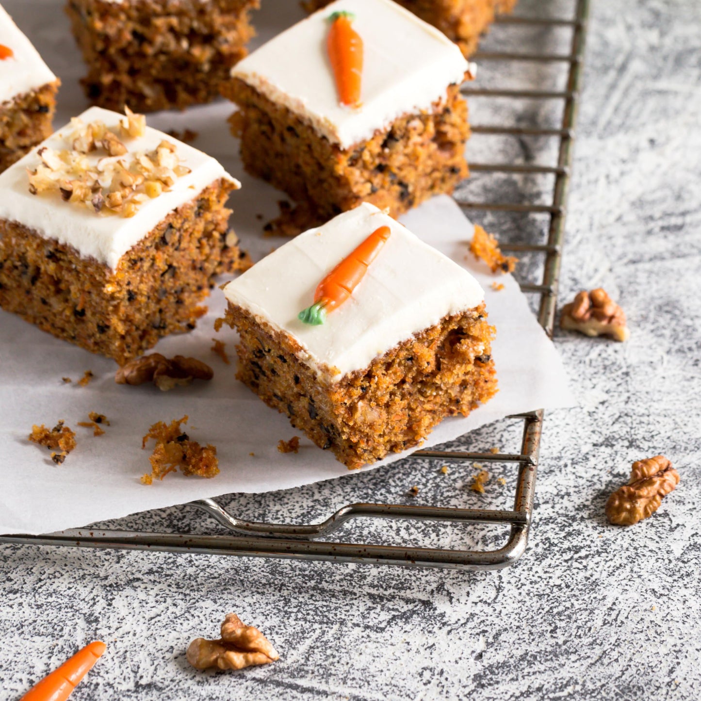 Yupik Raw California Walnuts, Halves & Pieces, 2.2 Lb, Kosher, Gluten-Free, Vegan, Unsalted Nuts, Unroasted, Source Of Omegas, H