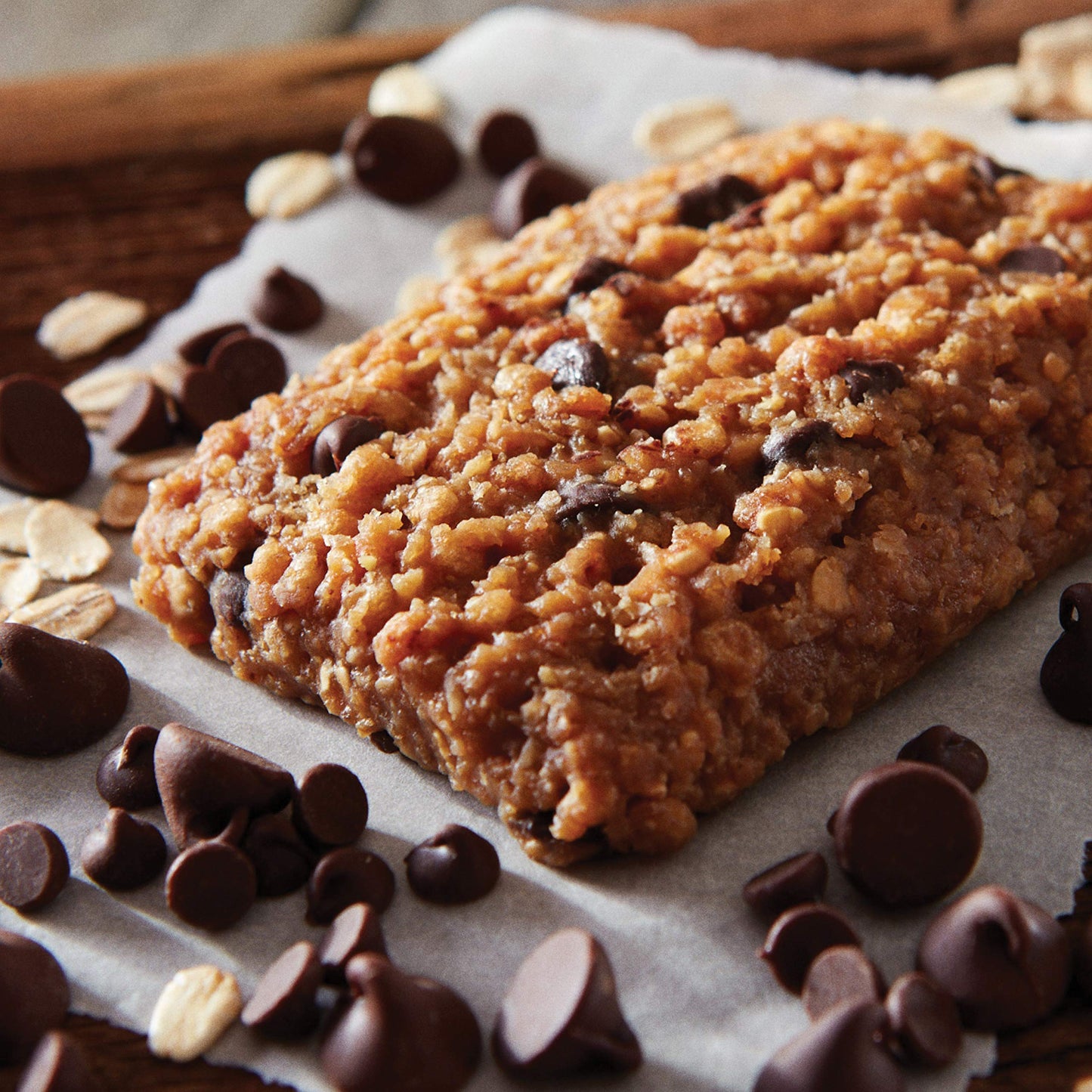 Clif Bars - Energy Bars - Chocolate Chip - Made With Organic Oats - Plant Based Food - Vegetarian - Kosher (2.4 Ounce Protein Bars, 12 Count) Packaging May Vary