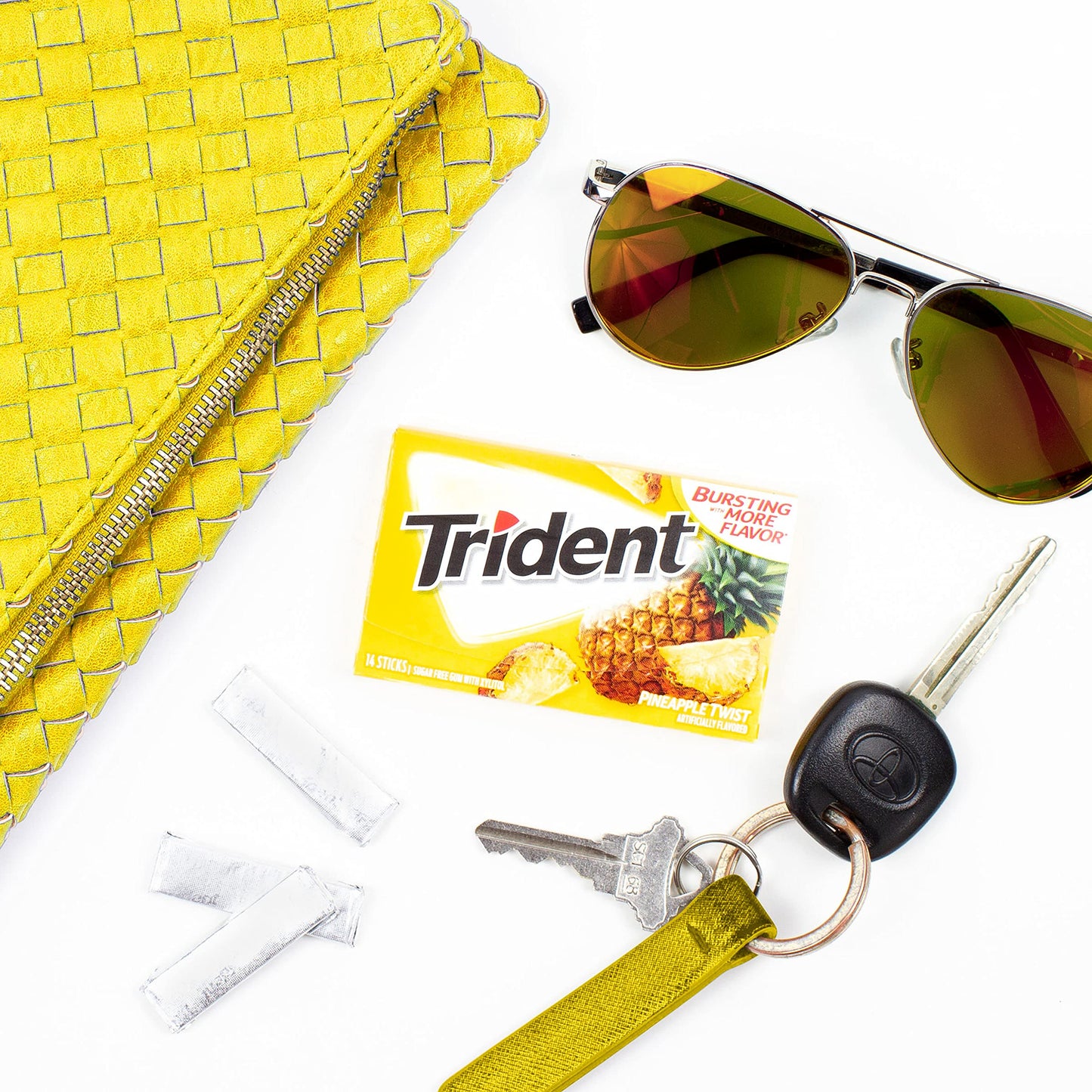 Trident Sugar-Free Chewing Gum, Pineapple Twist, 12 Packs of 14 Pieces, Yellow/Orange