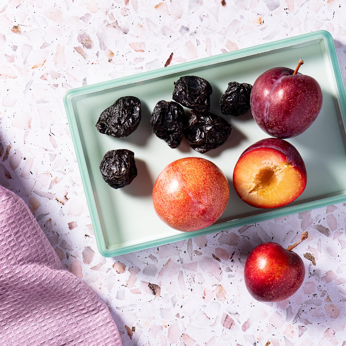 Made In Nature Organic Dried Plums, 6 Ounce (Pack of 6) - Vegan Snack, Non-GMO, Unsulfured, Gluten Free, Kosher