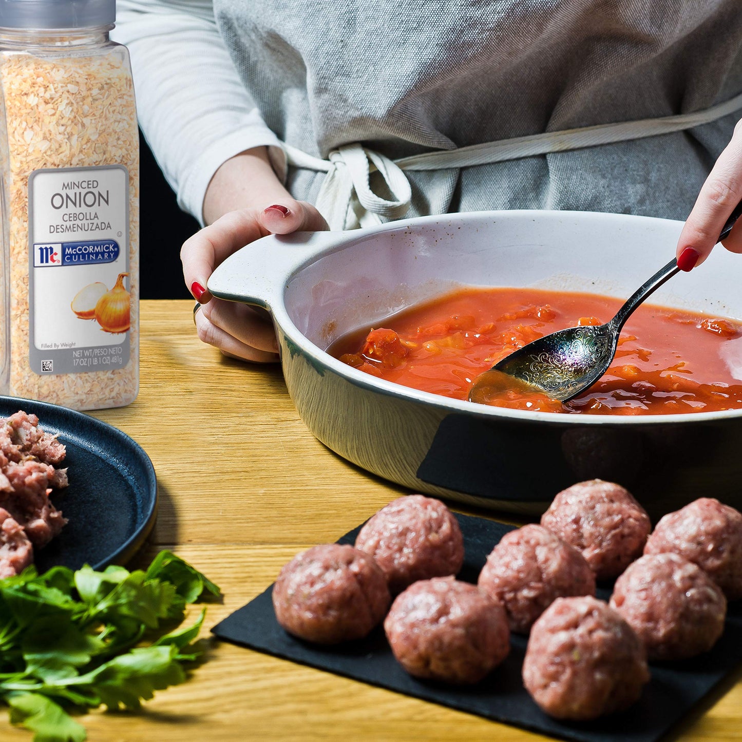 McCormick Culinary Minced Onion, 17 oz - One 17 Ounce Container of Dried Minced Onion Flakes, Perfect for Soups, Sauces, Meatbal