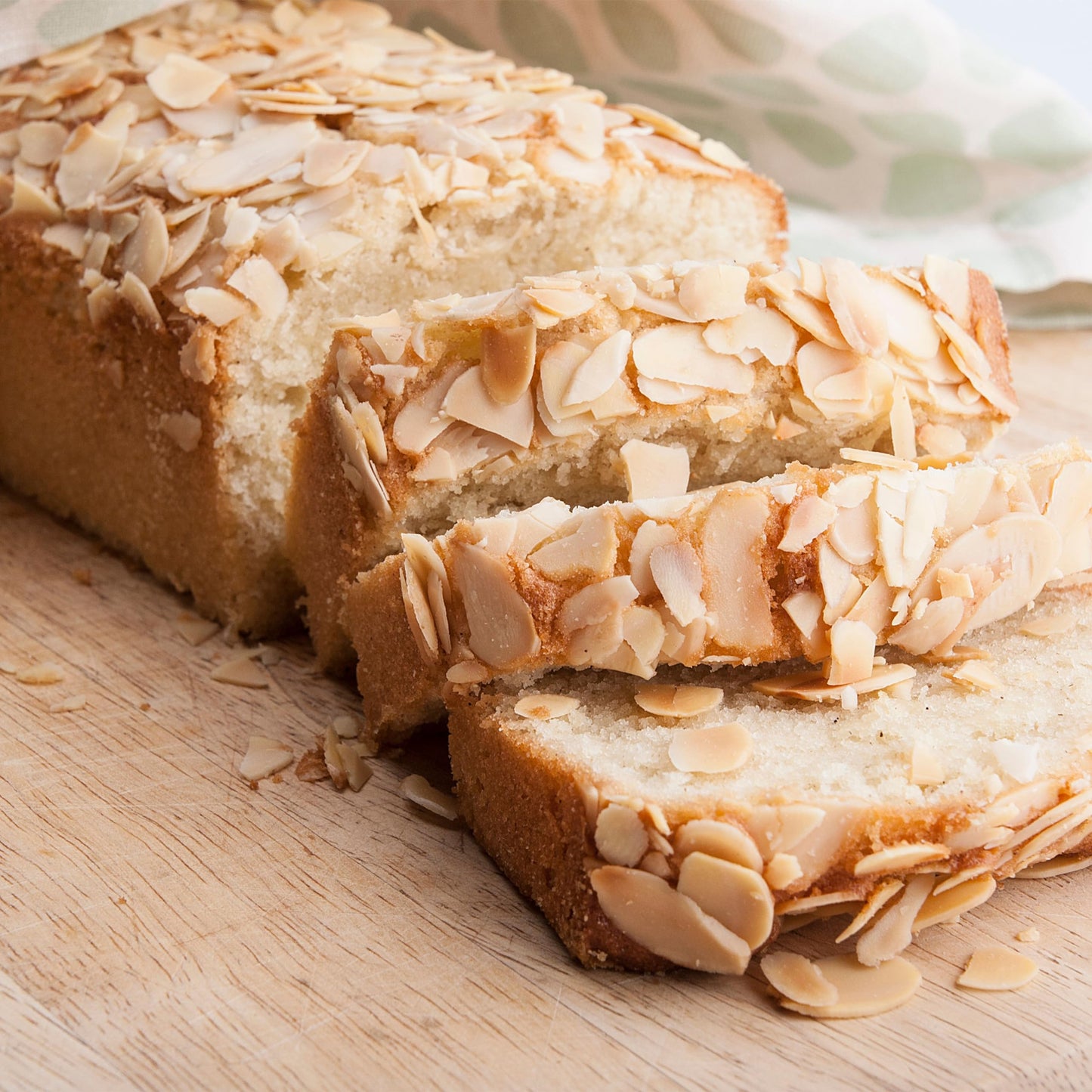 Yupik Ground Blanched Almond Flour / Meal 35.2 Ounce