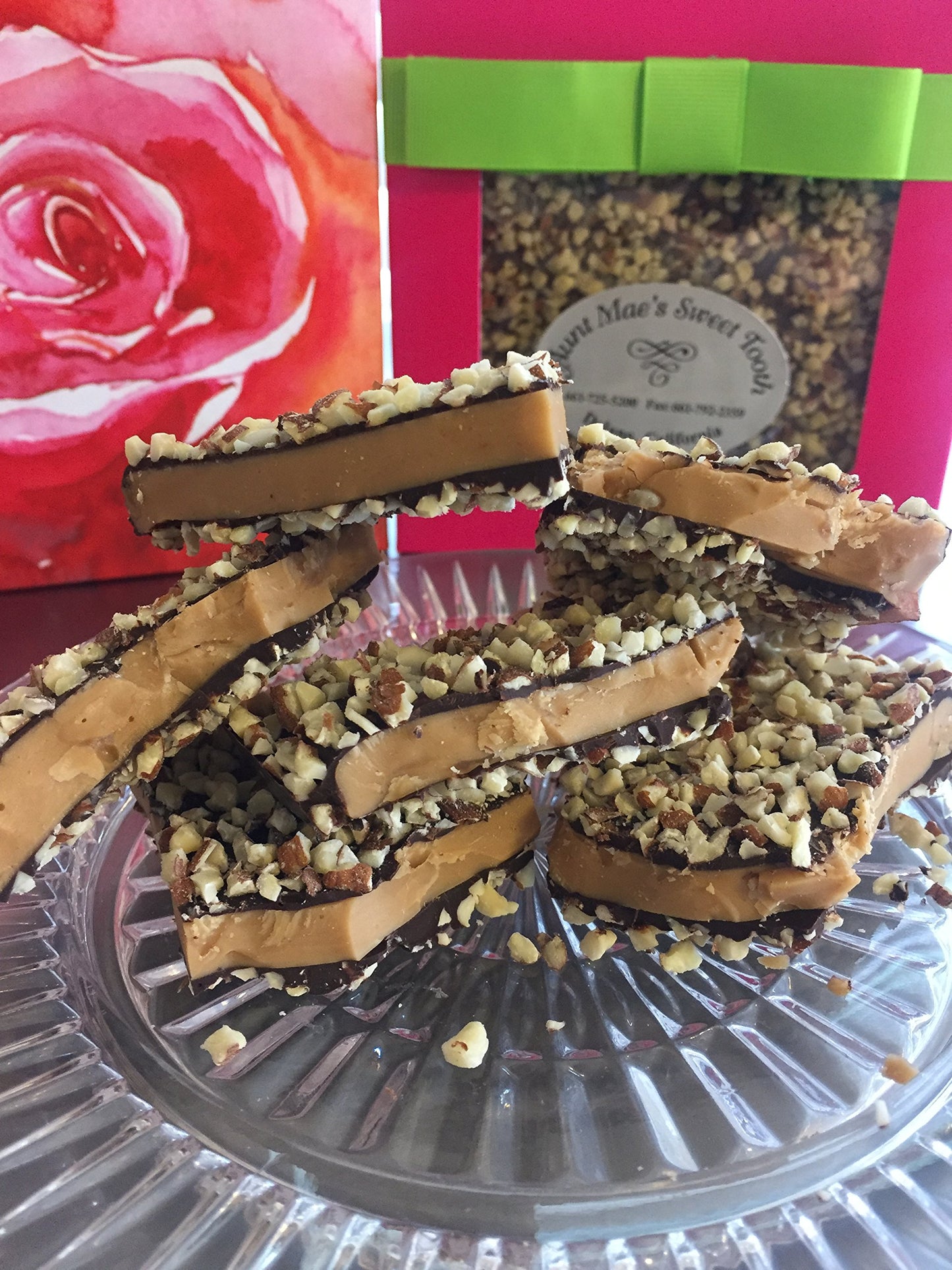 Aunt Maes Sweet Tooth English Toffee, Dark Chocolate with Sea Salt, 8 oz Box