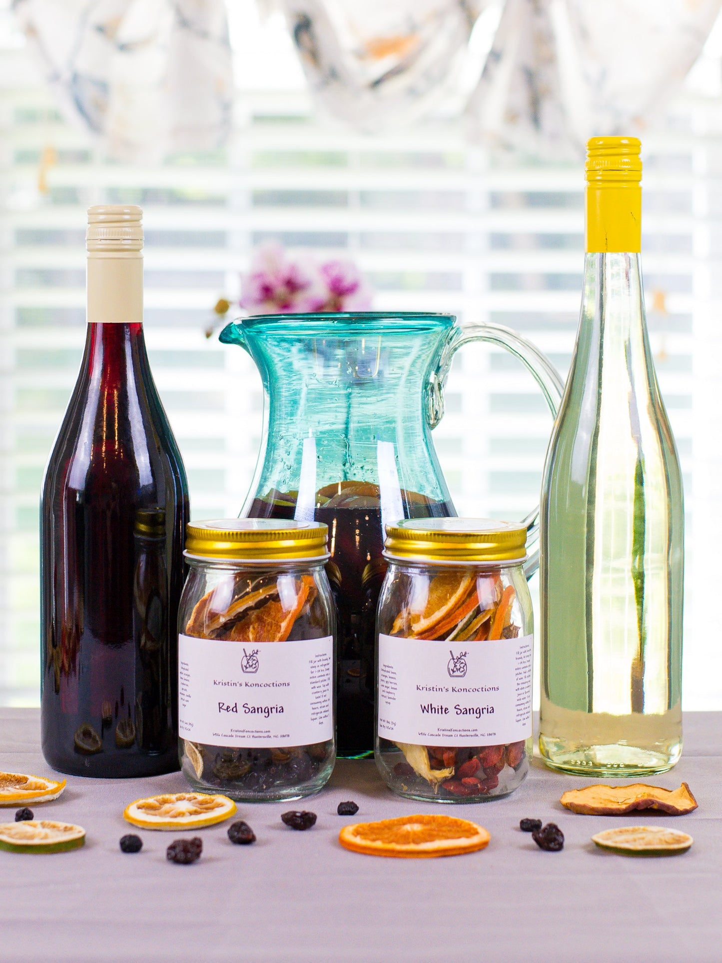 Red & White Sangria Cocktail Kit Gift Set 2-Pack