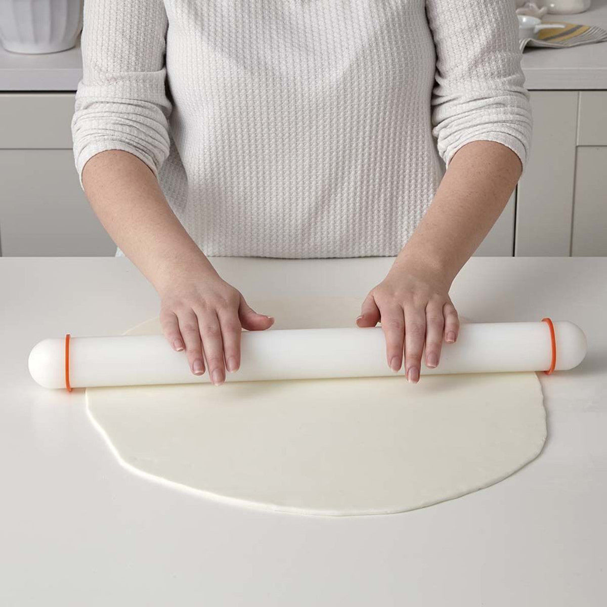 Karolyn's Favorite Marshmallow Fondant (Free Recipe)