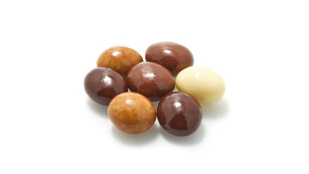 Yupik Triple Chocolate Espresso Coffee Beans  2.2 lb (35.2 oz)  Coffee Beans Covered in Milk Chocolate  White Chocolate & Dark Chocolate  Smooth & Crunchy  Sweet Snacks  Ideal for Topping & Baking