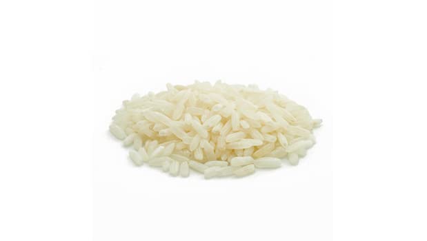 Yupik Organic White Long Rice, 2.2 Lb, Non-Gmo, Gluten-Free, Vegan, Good Source Of Protein, Fiber & Iron, Easy To Cook (Pack of