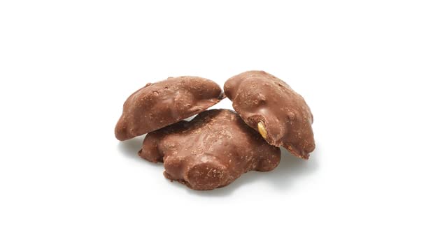 Yupik Caramel Peanut Clusters, 2.2 lb (35.2 oz), Roasted Peanuts & Caramel Coated in Milk Chocolate, Smooth & Crunchy, Sweet Sna