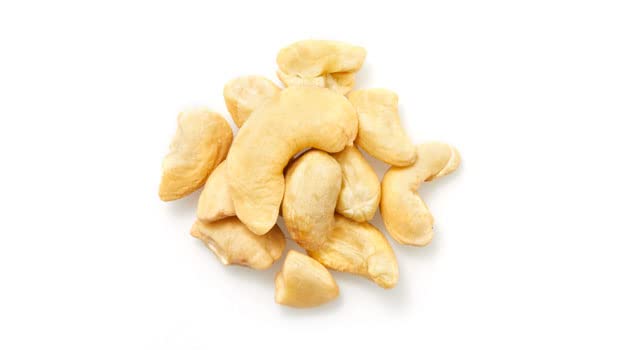 Yupik Raw Cashews, Butts, 2.2 lb (35.2 oz), Gluten-Free, Kosher, Vegan, Broken Nuts, Unsalted, Unroasted, Oil-Free, Source of Pr