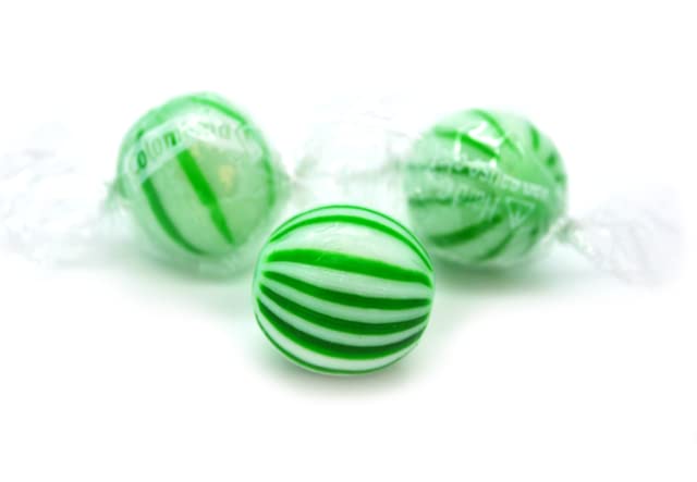 Spearmint Jumbo Mints - 2 Pound Bag - Bulk Jumbo Mint Mints - Individually Wrapped Candies