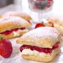 Pie & Pastry Filling - 2 Lb Bags - Gift Pack Of 2 By Lyza'S Sweets & Treats (Strawberry)