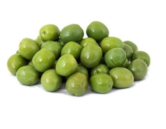 Olio&Olive Castelvetrano Green Italian Olives - Vacuum Packed And Less Salty - Buttery And Tender Taste - Vibrant And Fresh Color - 1Lb Pack (Drained Weight) - Imported From Sicily-Italy
