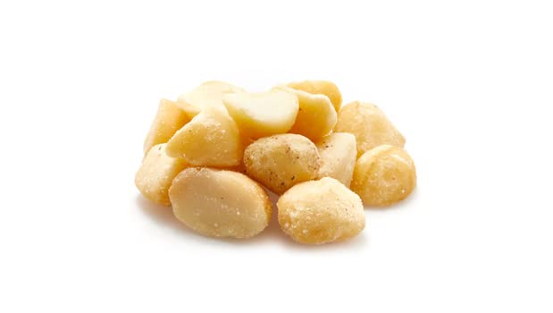 Yupik Macadamia Nuts, Medium Pieces, 2.2 lb, Gluten-Free, Kosher, Raw Nuts, Broken Pieces, Unsalted, Unroasted, Oil-Free, Creamy