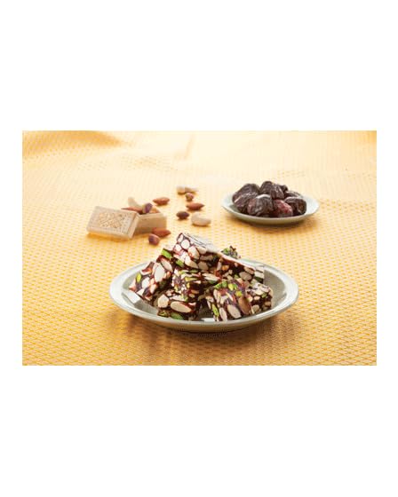 Bikaji Anjeer Dry Fruit Burfi 8.81 Oz (250G) | Indian Fig Cake & Nut Fudge With Enhanced Dry Fruits | Authentic Mithai & Traditional Indian Sweet Treat | Perfect For Festive Gifting & Celebrations