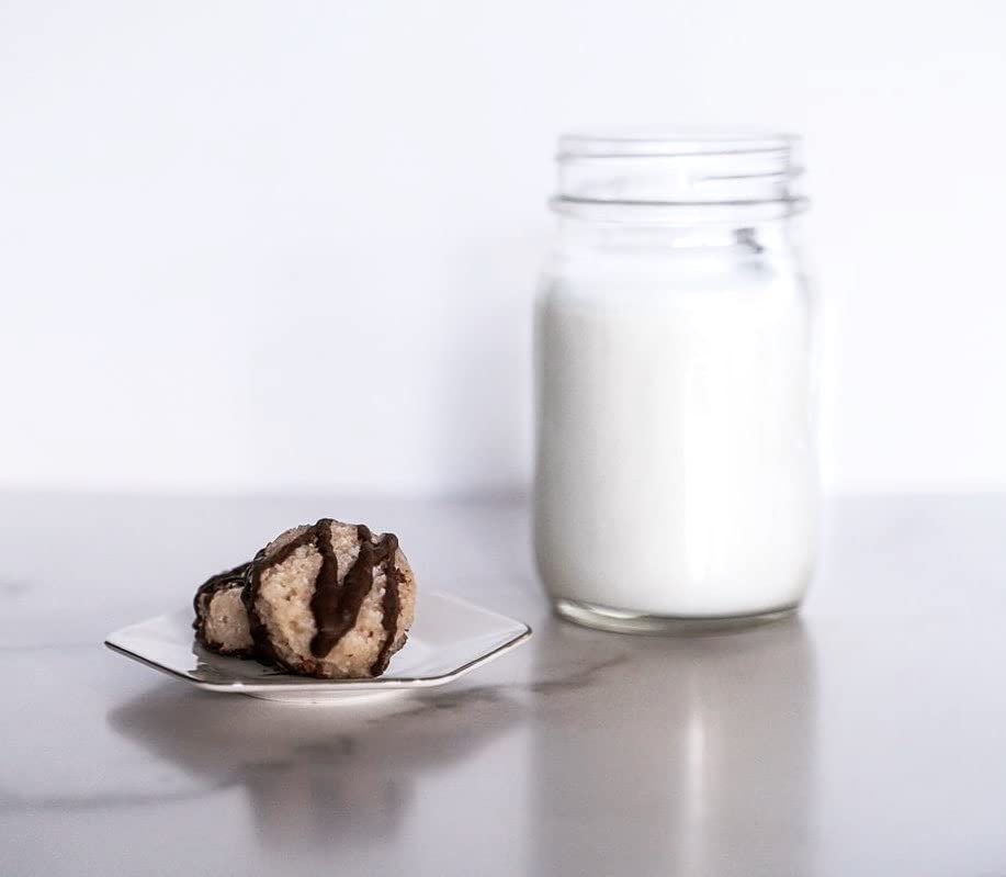 Jennies Coconut Bites - Organic - Cacao Chocolate - Case of 6 - 5.25 oz6