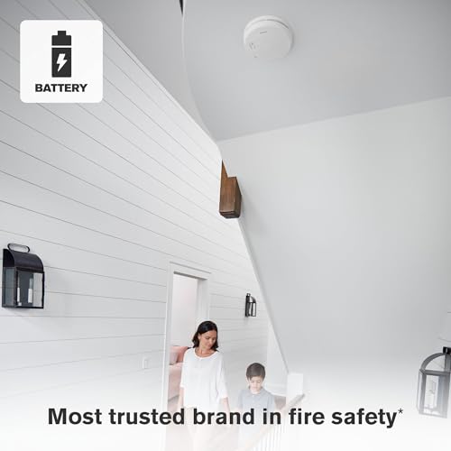 First Alert Sm210L, 10-Year Sealed Battery Smoke Alarm With Safety Path Light, 1-Pack
