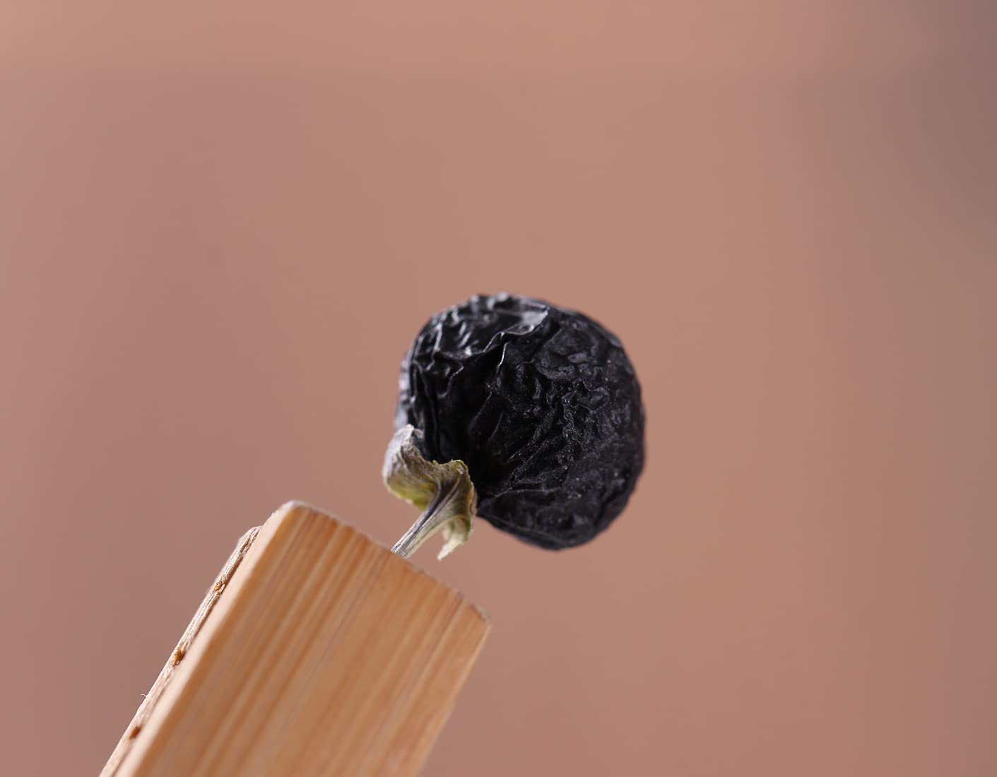 Premium Dried Black Goji Wolfberry Tea-8Oz/227G,100% Natural ??? & No Additives Goji Berry.
