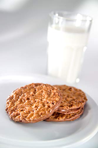 Laceys Milk Chocolate Macadamia Nut Toffee Wafer Cookies, 8 Oz - Delicious Gourmet Treats for Cookie Lovers