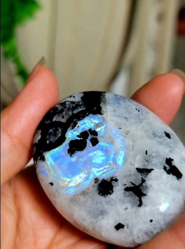 Rainbow Moonstone Large Palm Stone - Pocket Massage Worry Stone For Natural Body Chakra Balancing, Reiki Healing And Crystal Gri
