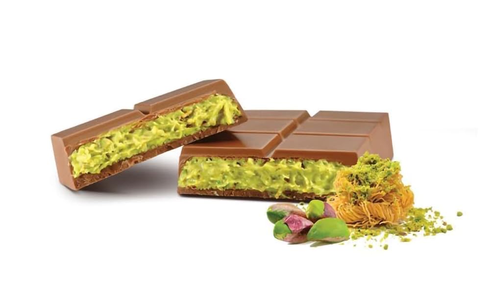 BABY SHOWER CHOCOLATE Dubai Chocolate Bar with Roasted Pistachios & Crispy Knafeh, 3.17 oz (90g)