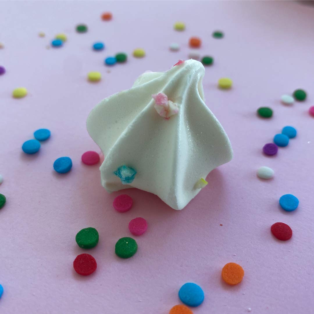 Krunchy Melts Original Meringue Cookies | Vanilla Sprinkles Flavor | Only 90 Calories Per Serving | Fat Free, Gluten Free, Dairy Free (4 Oz)