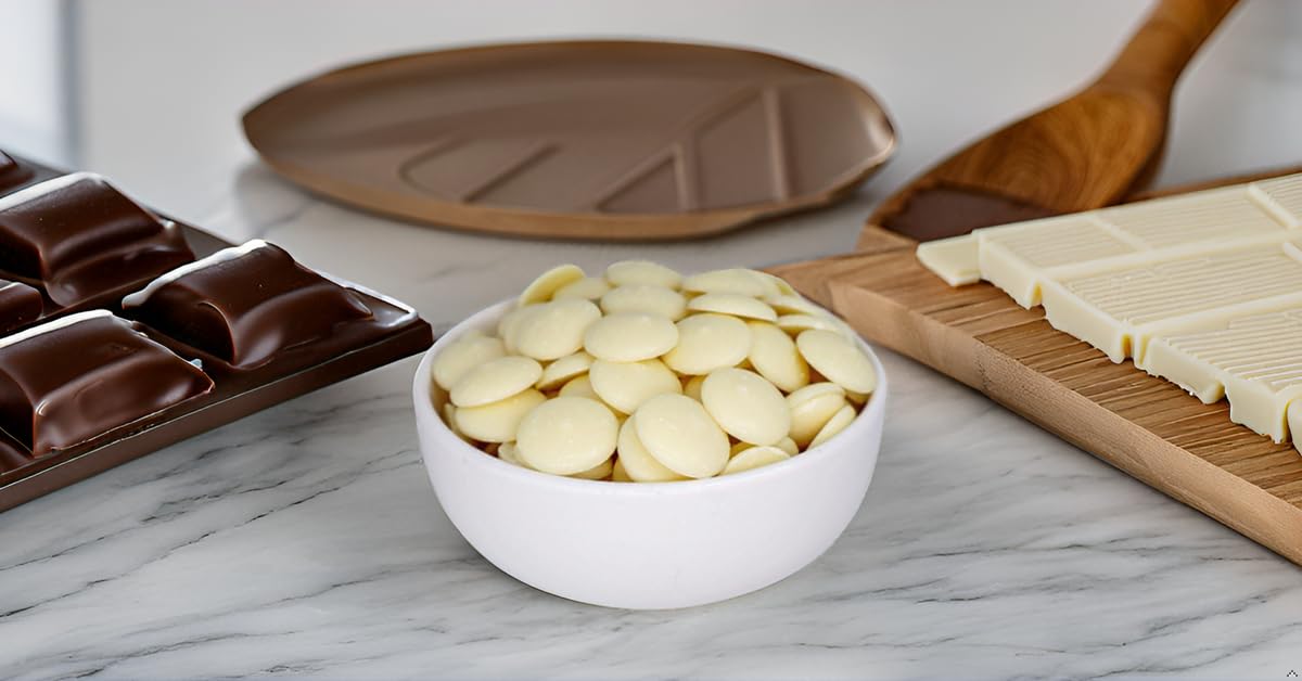 White Chocolate Coating Melting Wafers 5 Lb- Creamy And Sweet Taste, Perfect For Molding, Dipping, Desserts, And Candy 80 Onuce