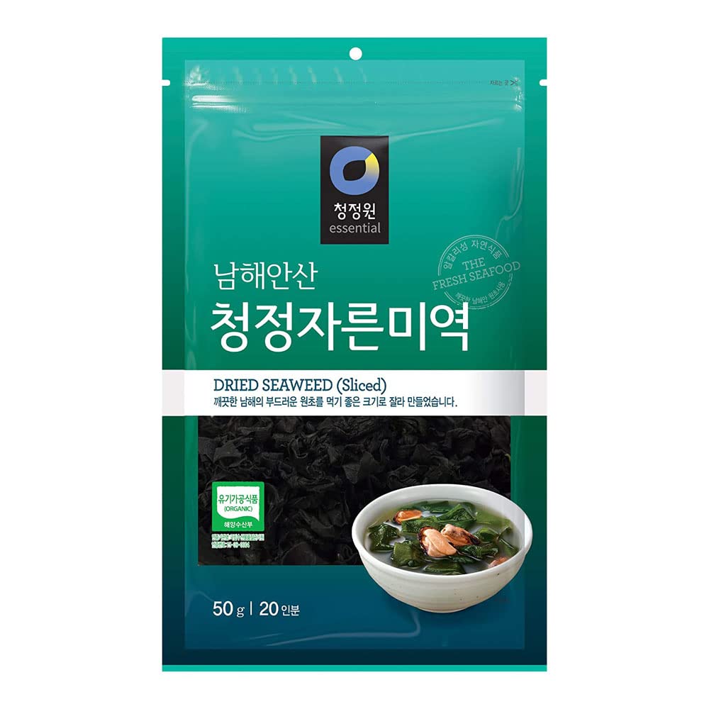 Chung Jung One Dried Seaweed Miyeok Baby Wakame Flakes, 50g, Pack of 1