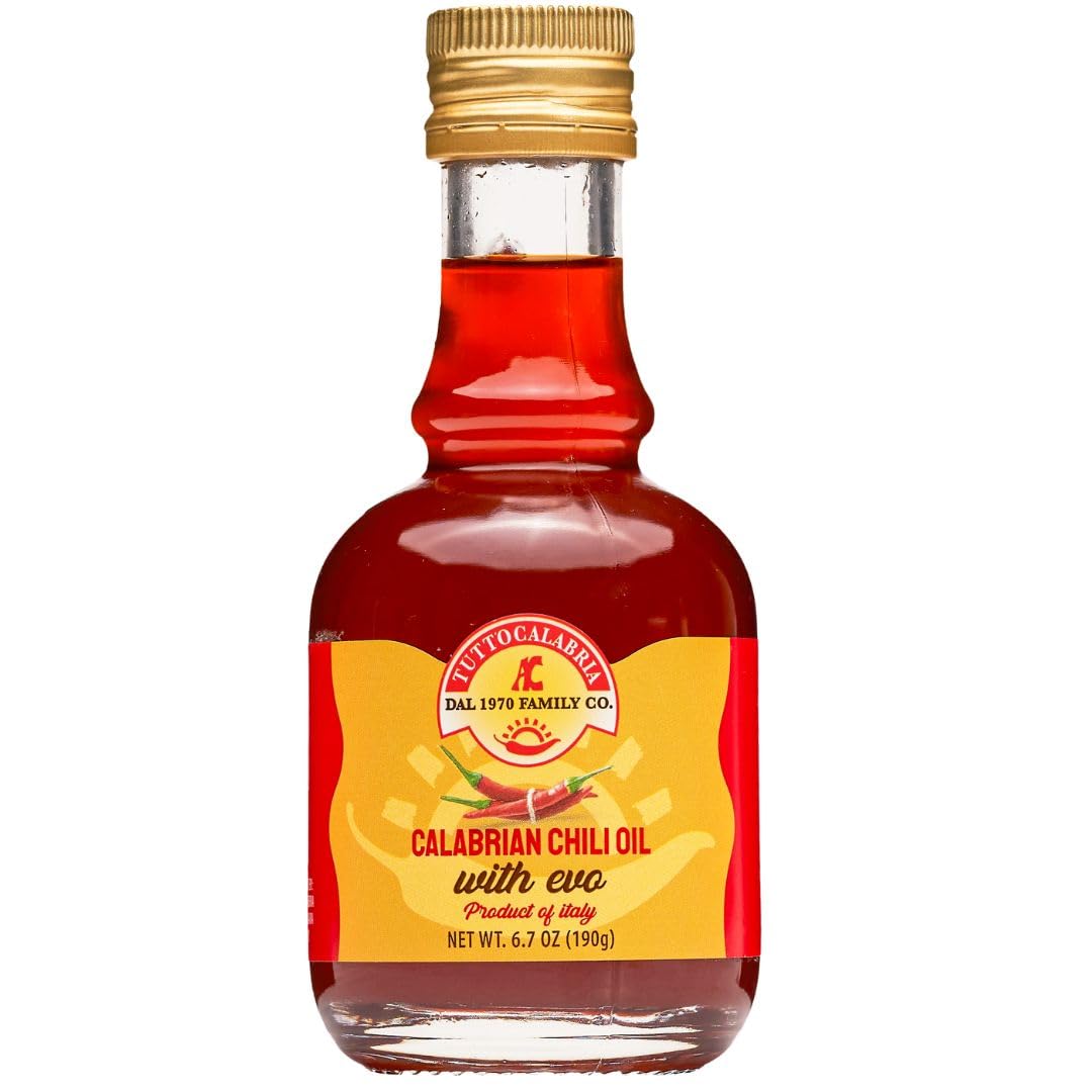 Tuttocalabria, Calabrian Chili Pepper Infused Oil, Calabrian Peppers Infused With 100% Extra Virgin Olive Oil, 200 Ml 6.7 Oz