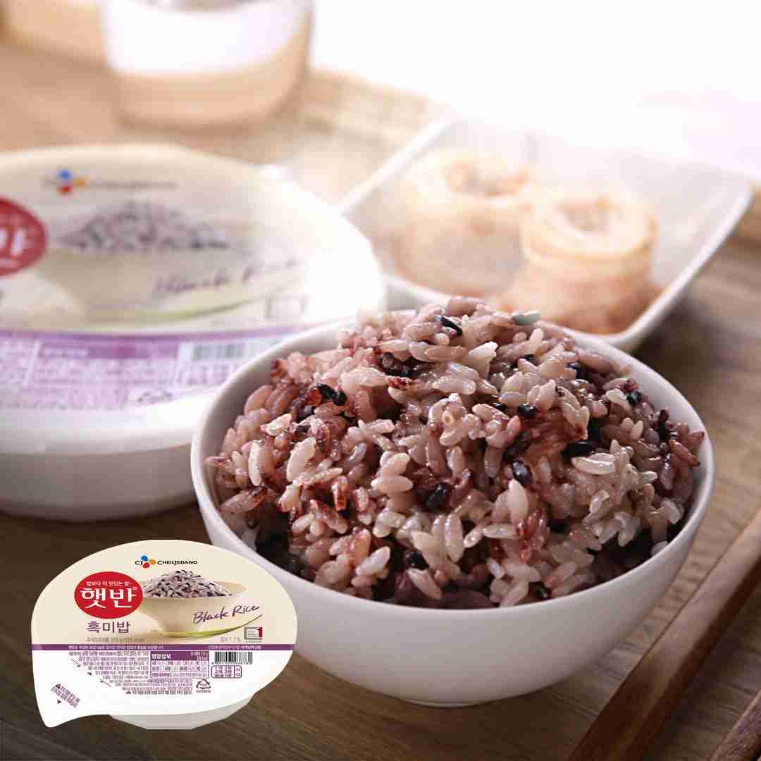 CJ Korean Cooked Rice with Black Rice, microwaveable instant fresh rice - Pack of 6 (210g each)