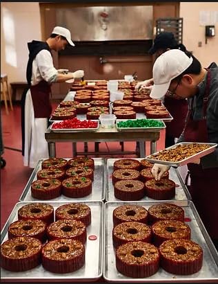 Assumption Abbey Fruit Cake in Traditional Tin, 2 lbs