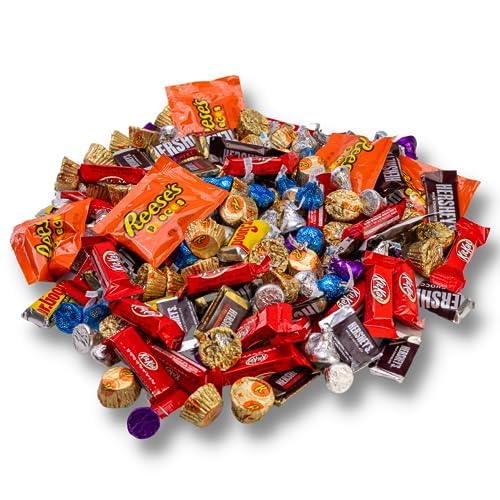 Hershey Chocolate Candy Variety Pack- 10 Lb - Dark Chocolates & Milk Chocolates - Hershey Kisses, Reese, Kitkat + More! - Hallow