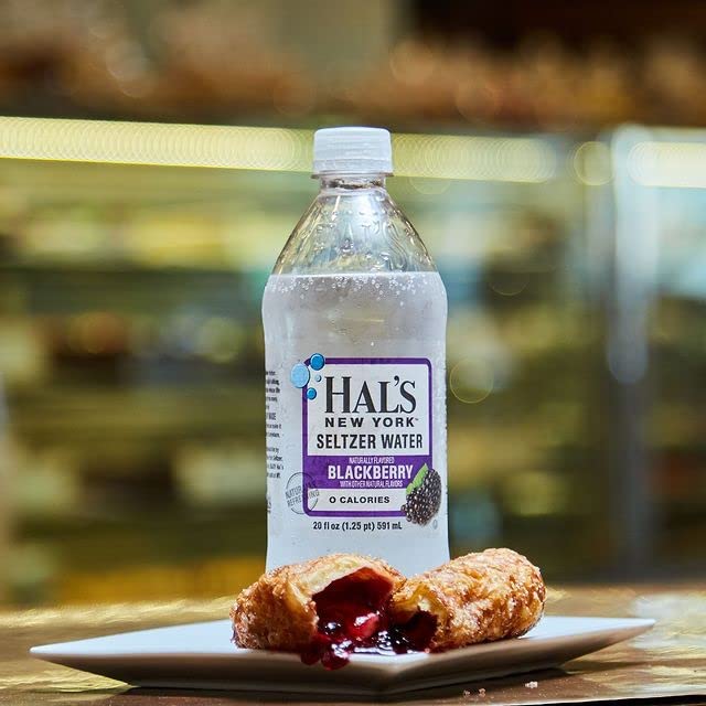 Hals New York Seltzer Carbonated Blackberry Flavored Sparkling Water, Zero Sugar, Zero Calorie, 20 Fl Oz (Pack Of 24)