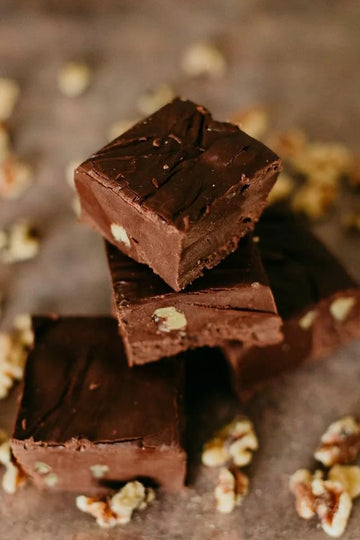Fudge Candy Orange and Cream (8 Oz Chocolate Walnut)